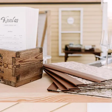 Tammiston Bed & Breakfast Nådendal