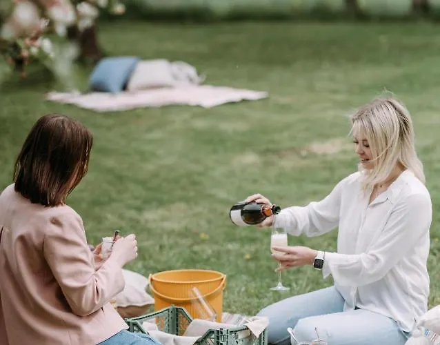 Tammiston * נאנטלי