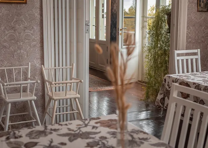 לינה וארוחת בוקר Tammiston נאנטלי